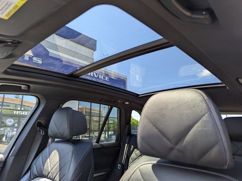 Used 2024 BMW X5 xDrive40i w/ Premium Package AWD/4WD image 29