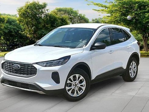 Certified 2023 Ford Escape Active AWD/4WD image 12