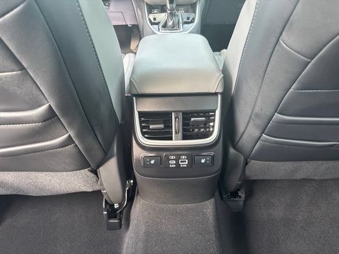 Used 2025 Subaru Legacy Limited AWD/4WD image 34