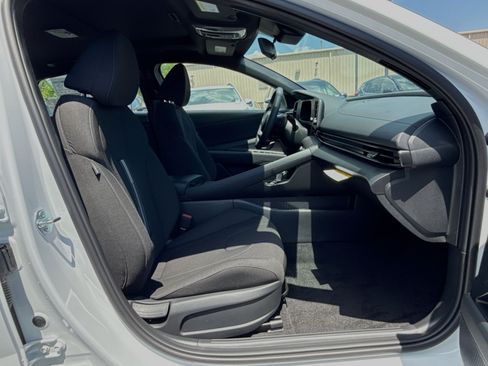 New 2026 Hyundai Elantra SEL Sport Premium FWD image 28