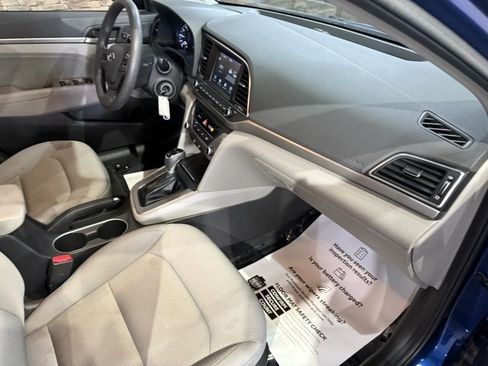 Used 2018 Hyundai Elantra SEL w/ Cargo Package image 3