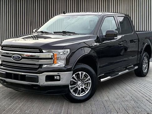 Used 2019 Ford F150 Lariat image 1