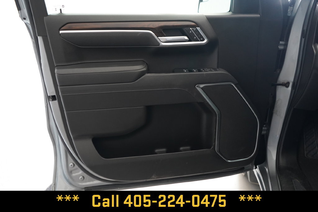 Used 2025 GMC Sierra 1500 SLT AWD/4WD image 21