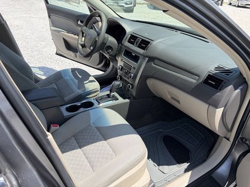 Used 2011 Ford Fusion SE FWD image 5