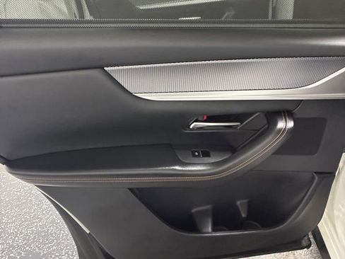 Used 2024 MAZDA CX-90 3.3 Turbo w/ Preferred Plus image 26