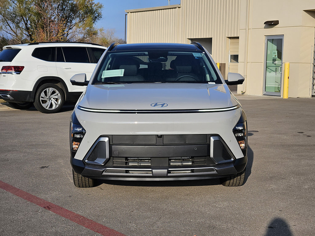 New 2026 Hyundai Kona Limited FWD image 2