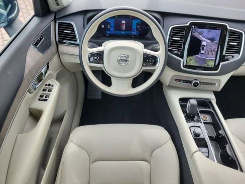 Used 2024 Volvo XC90 T8 Plus w/ Protection Package Premier AWD/4WD image 15