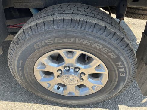 Used 2020 RAM 2500 Laramie AWD/4WD image 14