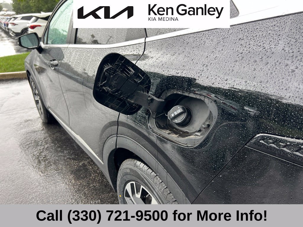 Certified 2024 Kia Sportage EX FWD image 48