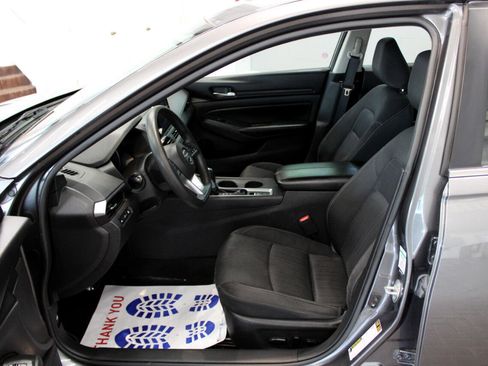 Used 2022 Nissan Altima 2.5 image 10