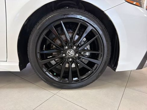 Used 2022 Toyota Camry XSE FWD image 31