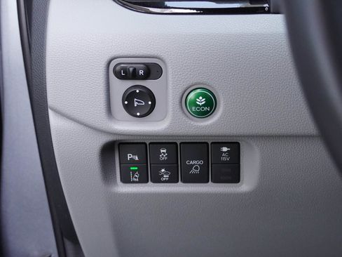 Used 2020 Honda Ridgeline RTL-E image 16