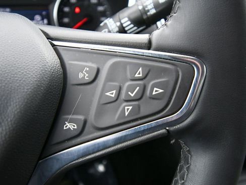 Used 2024 Chevrolet Equinox LT AWD/4WD image 22