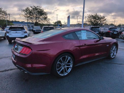 Used 2019 Ford Mustang GT Premium RWD image 5