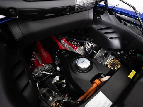Certified 2025 Ferrari SF90 Spider AWD/4WD image 35