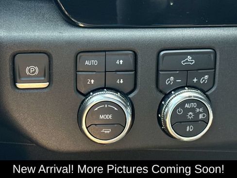 Certified 2024 GMC Sierra 1500 Elevation AWD/4WD image 18