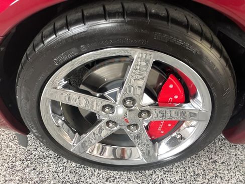 Used 2007 Chevrolet Corvette Convertible w/ Preferred Equipment Group RWD image 5