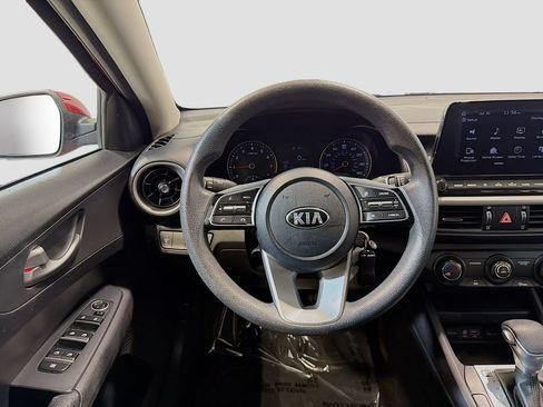 Used 2020 Kia Forte LXS FWD image 16