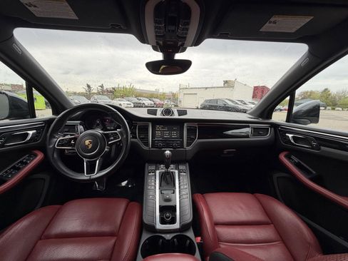 Used 2016 Porsche Macan S AWD/4WD image 28