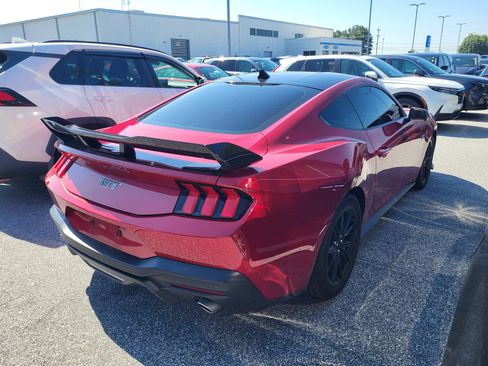 Used 2024 Ford Mustang GT Premium RWD image 4