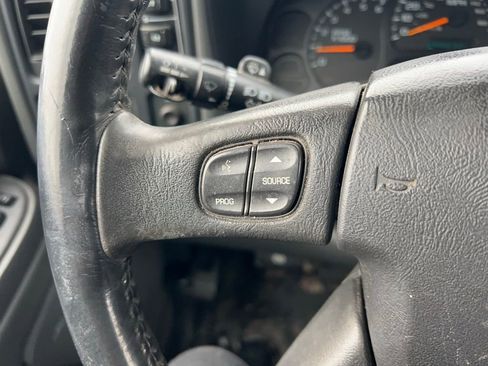 Used 2005 Chevrolet Silverado 1500 w/ Light Duty Power Package image 15