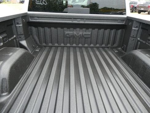 New 2026 GMC Sierra 1500 Denali AWD/4WD image 8