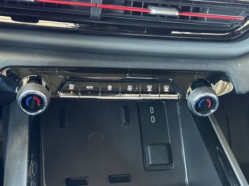 Used 2025 Chevrolet Silverado EV RST AWD/4WD image 30