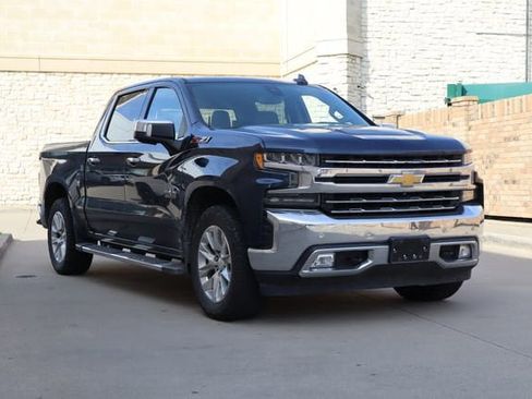 Used 2019 Chevrolet Silverado 1500 LTZ w/ LTZ Texas Edition AWD/4WD image 2