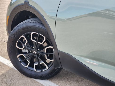 Used 2024 Hyundai Santa Cruz SE image 17