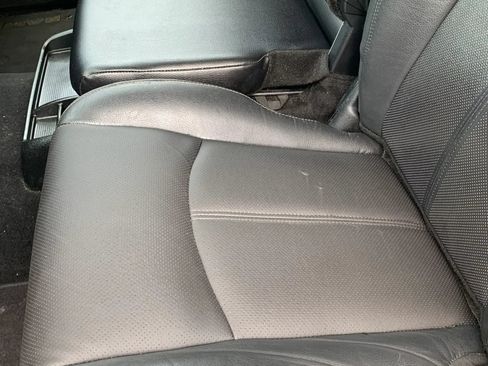 Used 2018 RAM 1500 Laramie w/ Convenience Group AWD/4WD image 10