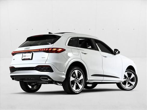 New 2025 Audi Q5 Premium Plus image 6