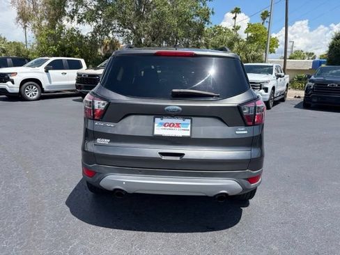 Used 2017 Ford Escape SE w/ Equipment Group 201A FWD image 5
