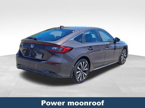 Used 2024 Honda Civic EX-L image 7