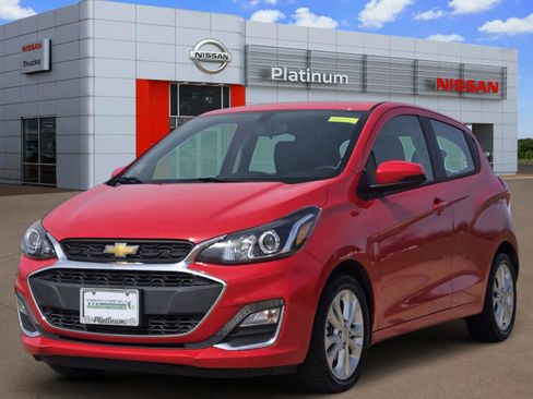 Used 2020 Chevrolet Spark LT image 2