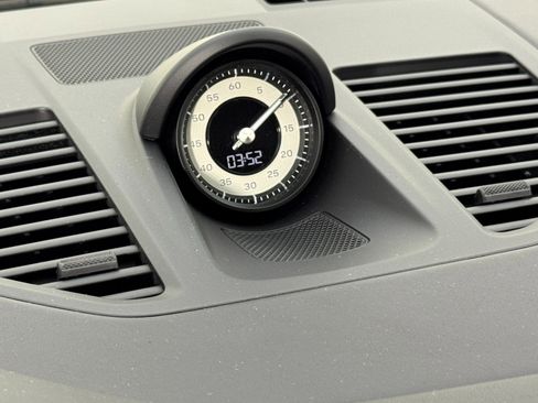 Used 2024 Porsche 911 Carrera GTS w/ Premium Package image 20