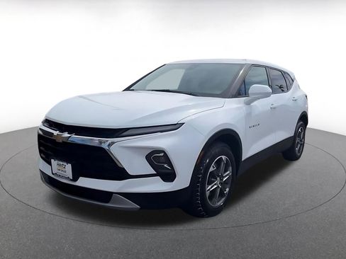 Used 2025 Chevrolet Blazer LT image 7