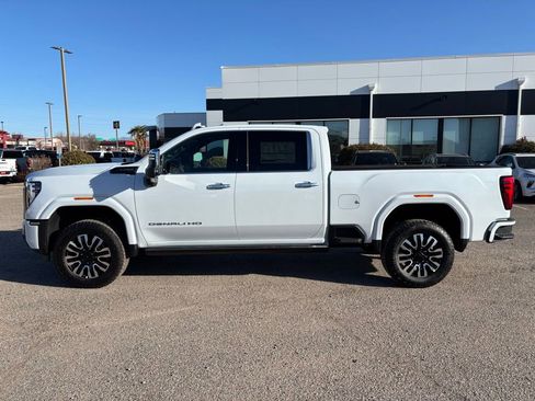 New 2026 GMC Sierra 3500 Denali Ultimate image 9