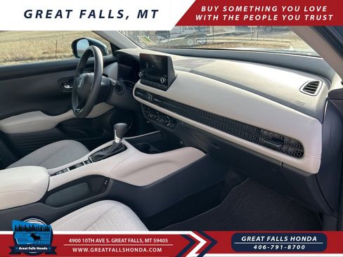 Certified 2025 Honda HR-V LX image 31