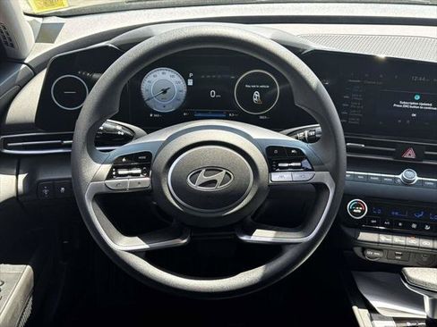 Certified 2024 Hyundai Elantra SEL FWD image 13