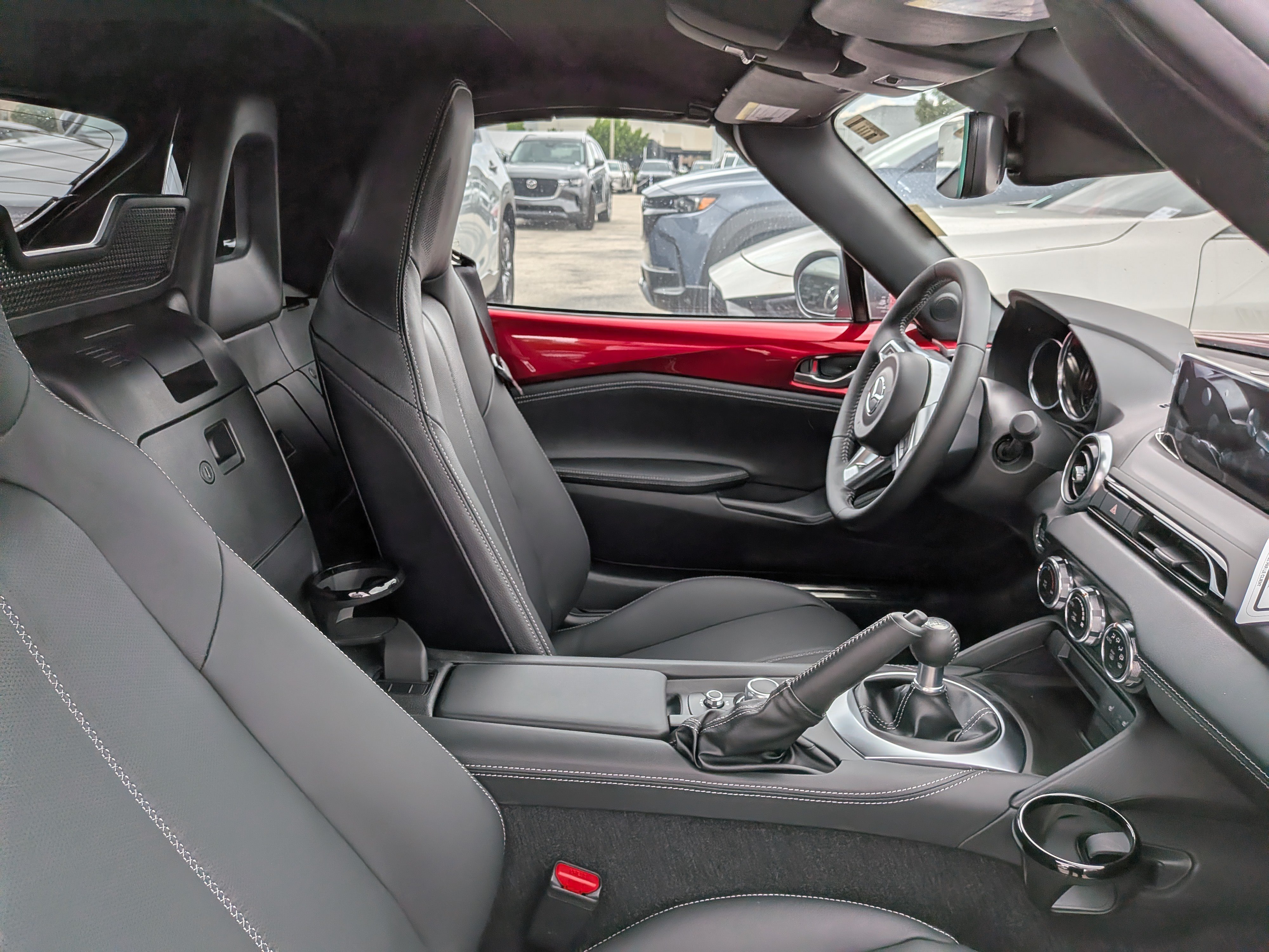 New 2026 MAZDA MX-5 Miata RF Grand Touring RWD image 17