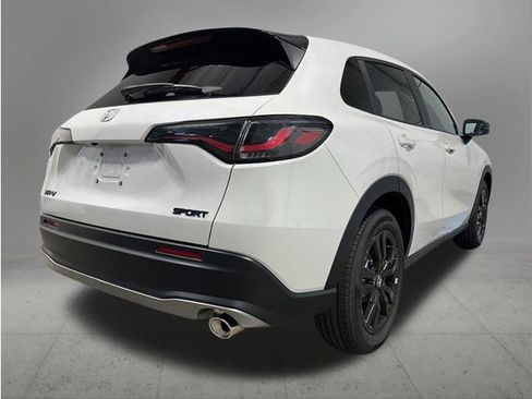 New 2026 Honda HR-V Sport image 5