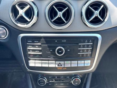 Used 2020 Mercedes-Benz GLA 250 4MATIC image 15