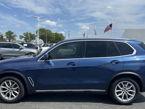 Certified 2022 BMW X5 xDrive40i w/ Premium Package image 7