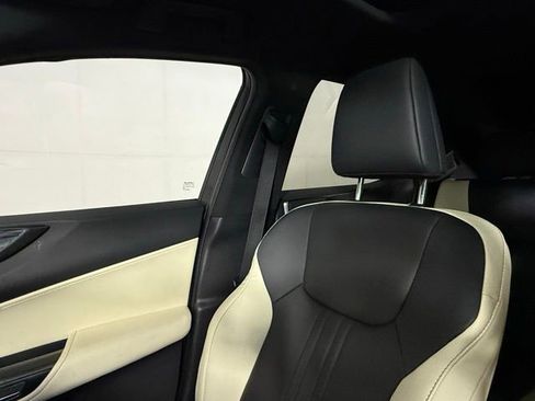 Used 2024 Lexus NX 250 FWD image 18