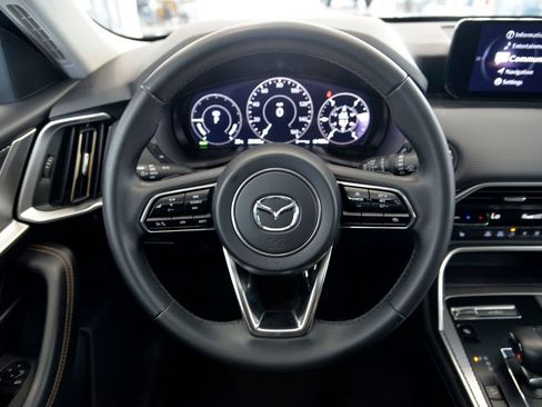 Certified 2024 MAZDA CX-90 Plug-In Hybrid w/ Preferred AWD/4WD image 18