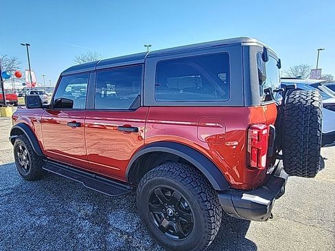 Used 2024 Ford Bronco Black Diamond image 15
