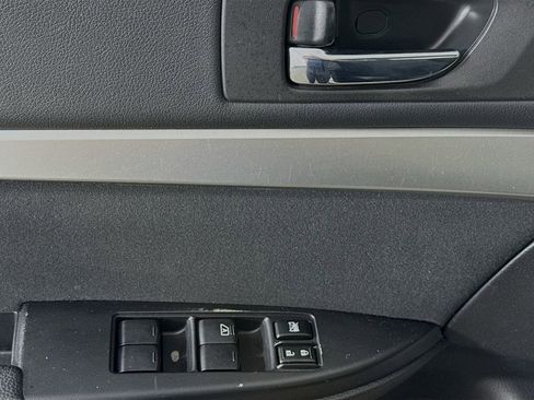 Used 2010 Subaru Outback 2.5i image 19