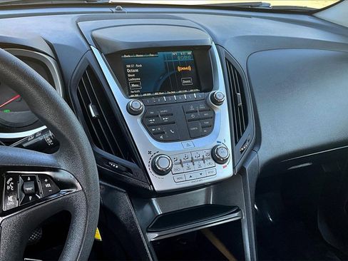 Certified 2017 Chevrolet Equinox LS image 10