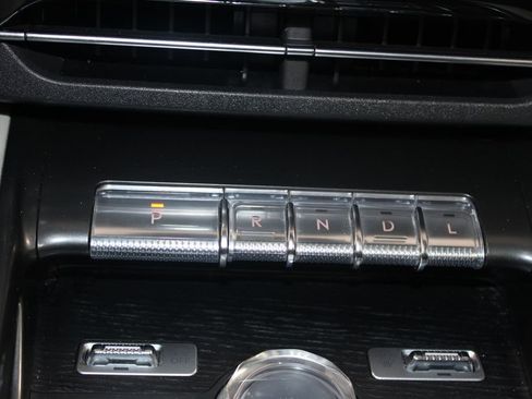 Used 2024 Lincoln Nautilus Reserve image 43