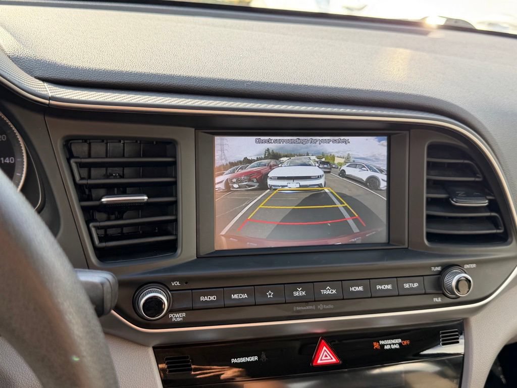 Used 2020 Hyundai Elantra SEL FWD image 24
